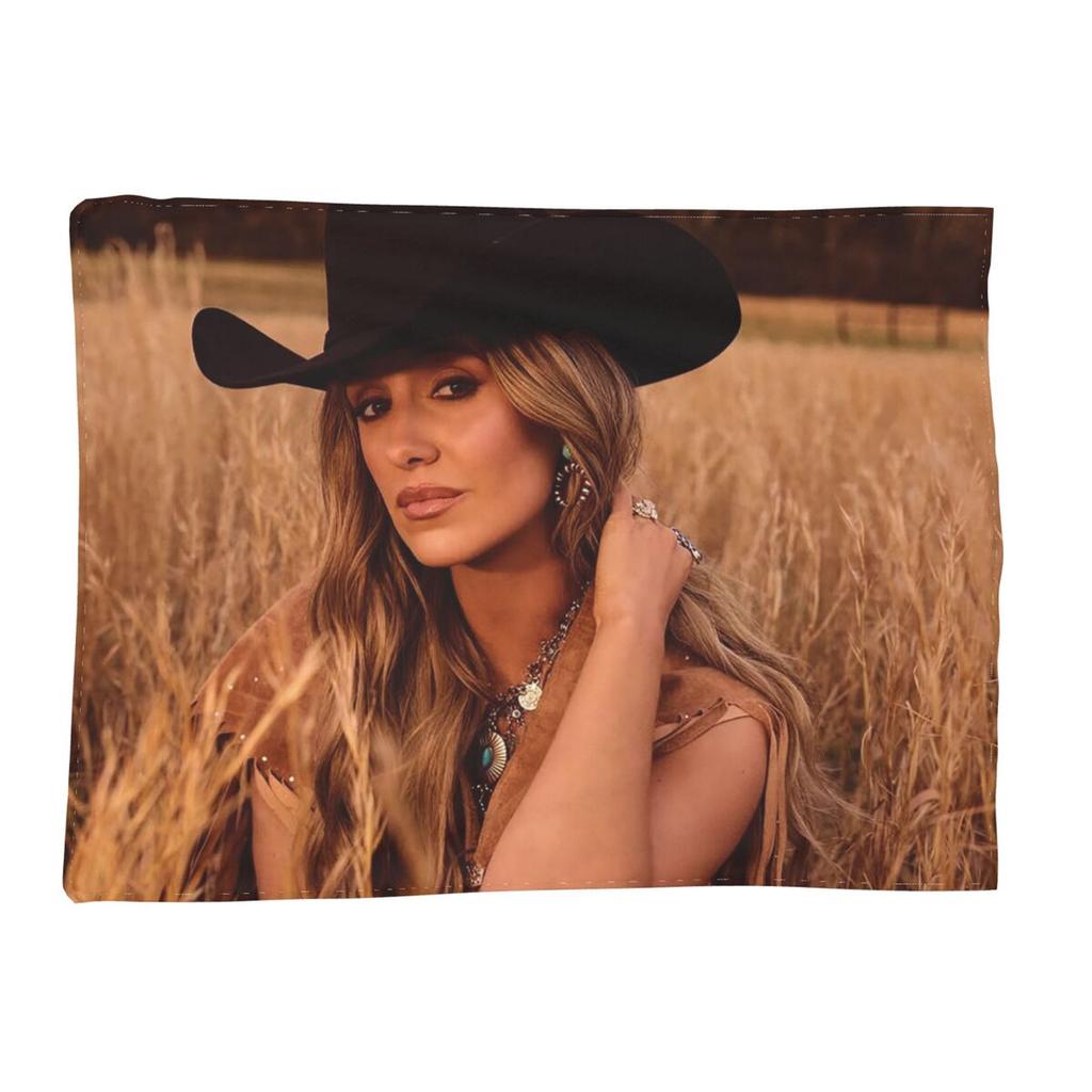 Lainey Wilson - Country's Cool Again Portrait Blankets Warm Flannel Throw Blanket Cover for Bed Living room Picnic Travel Couch