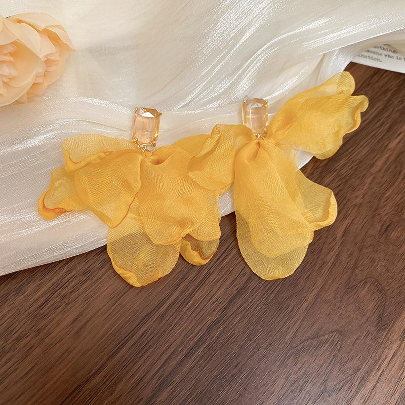 

Silver needle Mori fabric flower fringed earrings holiday wind fresh and sweet stud earrings niche high-end earrings