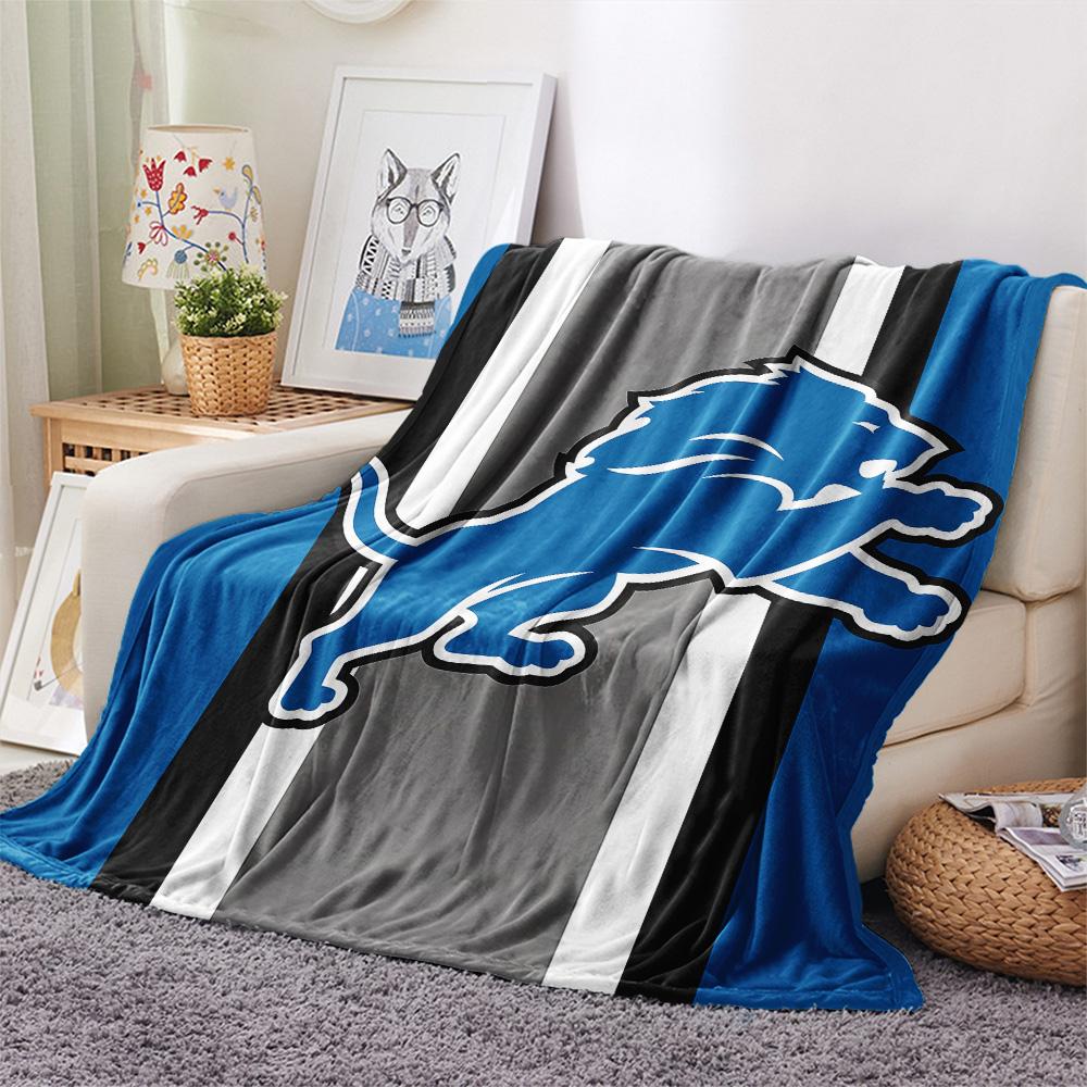 Detroit Lions Print Flannel Blanket, High quality Comfortable for All Seasons, Home Decor, Warmth and Comfort, Perfect for Christmas Gifts