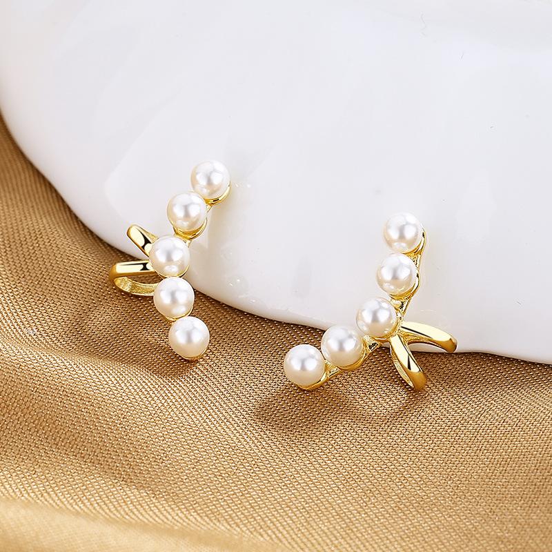 

Silver Ear Bone Clip Female Cold Ear Bone Clip Simple Temperament Ear Bone Clip No Ear Piercings Ear Studs Earrings 925 silver золотий