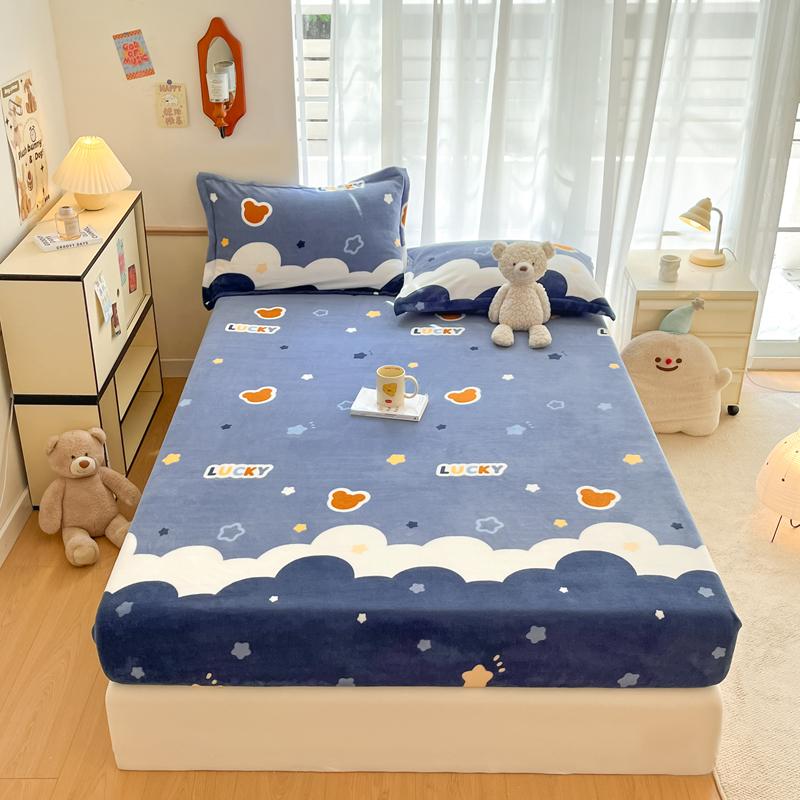Cute Cartoon Bear Pattern Flannel Fitted Sheet Set Warm Breathable Super Soft Deep Pockets Mattress Cover for Kids Boys Girls