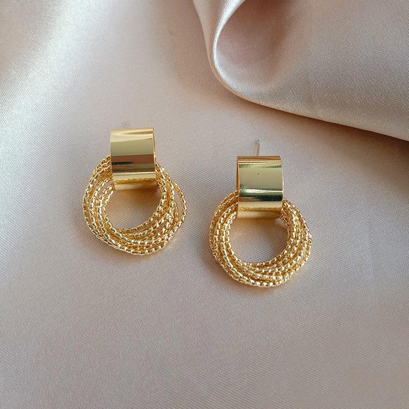 New Sweet and Simple Temperament Earrings, Hollow Circle Multi-layer Winding Stud Earrings
