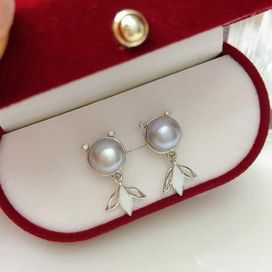 Elegant 8-9MM Freshwater Pearl Stud Earrings – Simple and Versatile for Everyday Wear 8-9mm