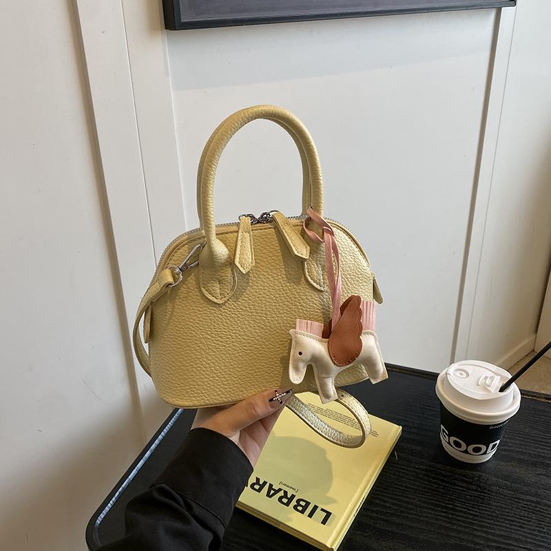 Bowling Bag Shell Bag High Sense 2025 Fashion Versatile Niche Messenger Handbag Shoulder Bag