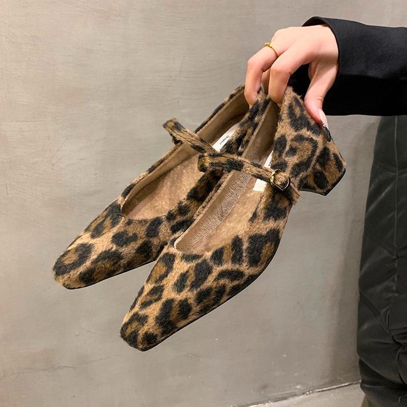 Fashion Women's Thick Heel Cotton Shoes Winter New Square Head Shallow Mouth Suede One Word Buckle Non-slip Low-top Shoes