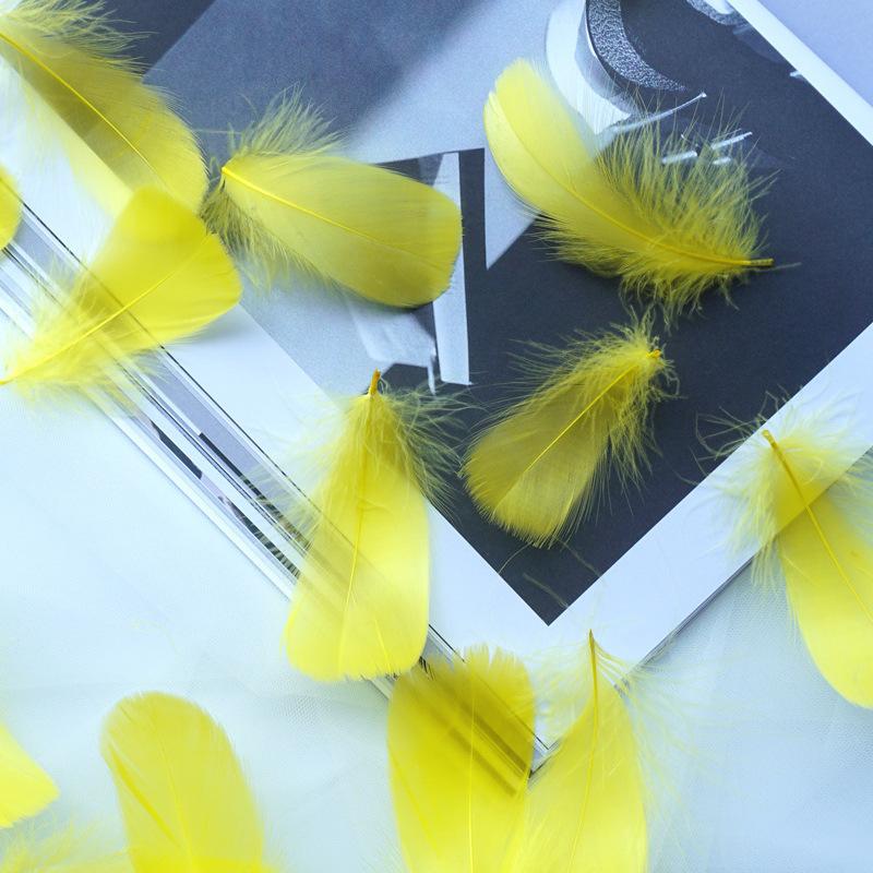50Pcs Macaron Color Small Feathers 5-8Cm Goose Feather Small Floating Bobo Ball Balloon Filling Decorative Material