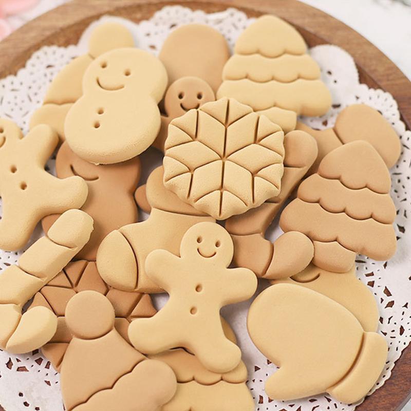 8 stk julekjekskjæresett Plast Trykkbare julekjekskuttere