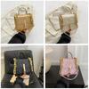 Borsa a tracolla alla moda in stile urbano in pelle PU con catena, piccola borsa morbida in più colori