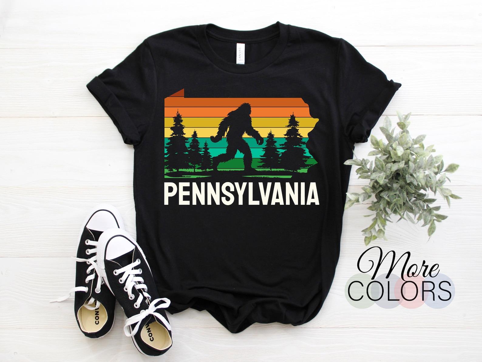 Pennsylvania US State Home Bigfoot Sasquatch Yeti Mountains Traveling Visit Travel Hiking Souvenir Birthday Gift Vintage Retro Funny T-Shirt 130