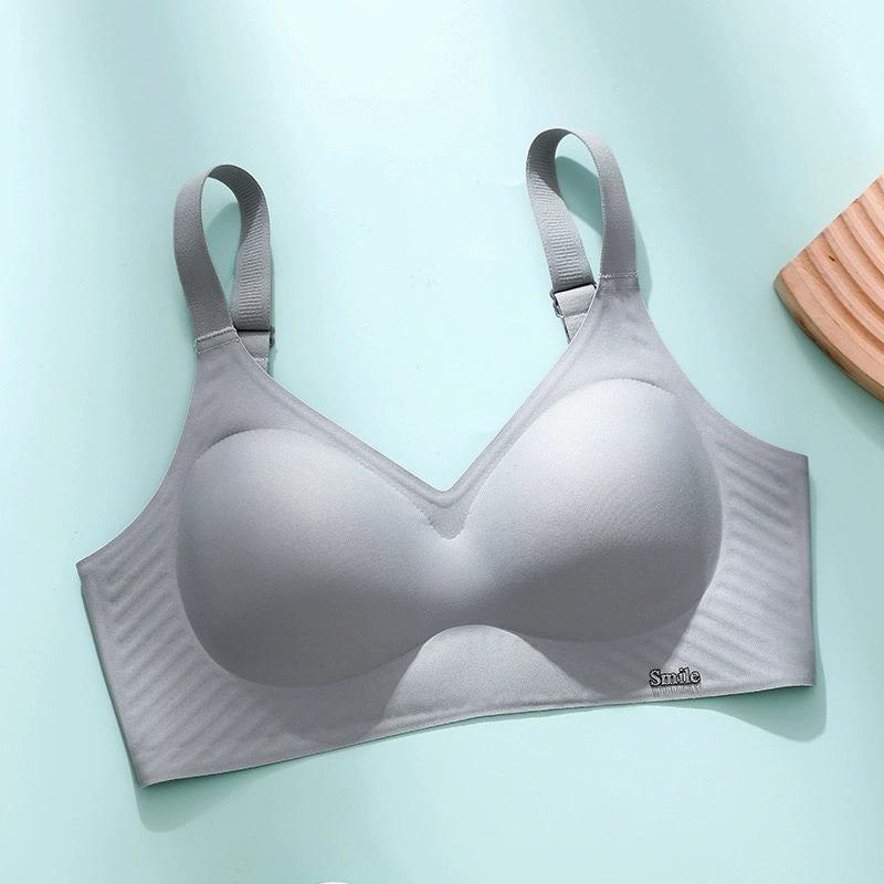 Simple smooth and seamless underwear, small breasts gathered and supported to prevent sagging, no steel ring, jelly strip soft support bra cover
