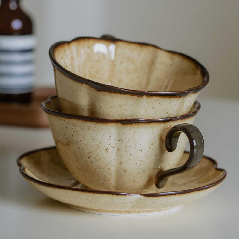 Retro Kiln-turned Underglaze Ceramic Coffee Cup and Saucer Mid-century Style Simple Latte Mug Mug Afternoon Tea Cup Snack Saucer