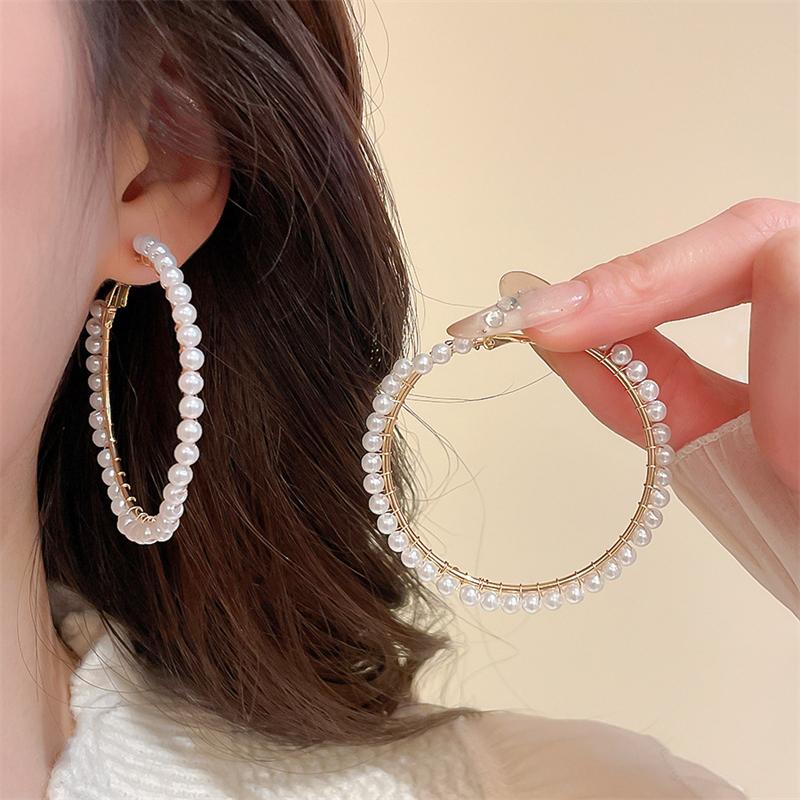 Oversize Exaggerated Women's Hoop Earrings Mini Pearl Beads Loop Earrings for Female Bohemian Ear Decoration Female Ear JewelryGood product