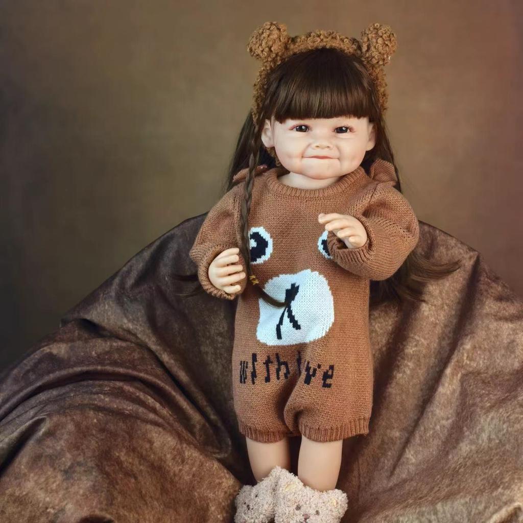 KEIUMI Tegneserie Bear Reborn Baby Girl Doll Toy 55 cm Full Body Silikon Vinyl Babyer Reborn Doll Leke Julegaver Halloween dekorasjon