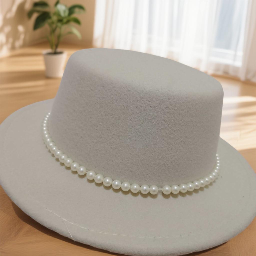 French Hepburn Style Top Hat Female Socialite Pearl Chain Fashion Socialite Style Flat Top Hat British Retro Hat Self-operated