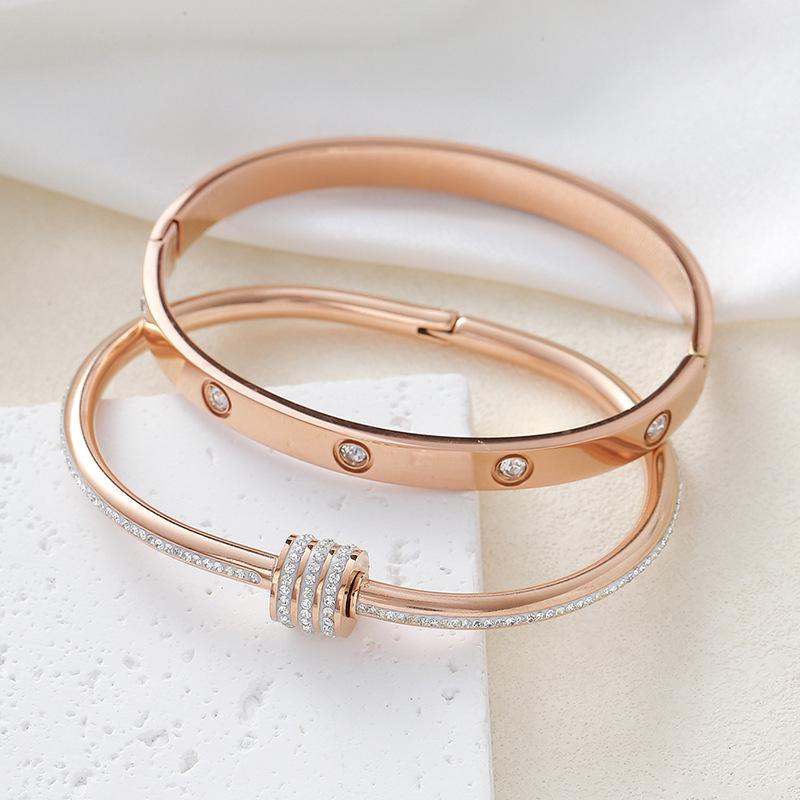 European & American Titanium Steel Rhinestone Slim Waist Luxury Women's Bracelet