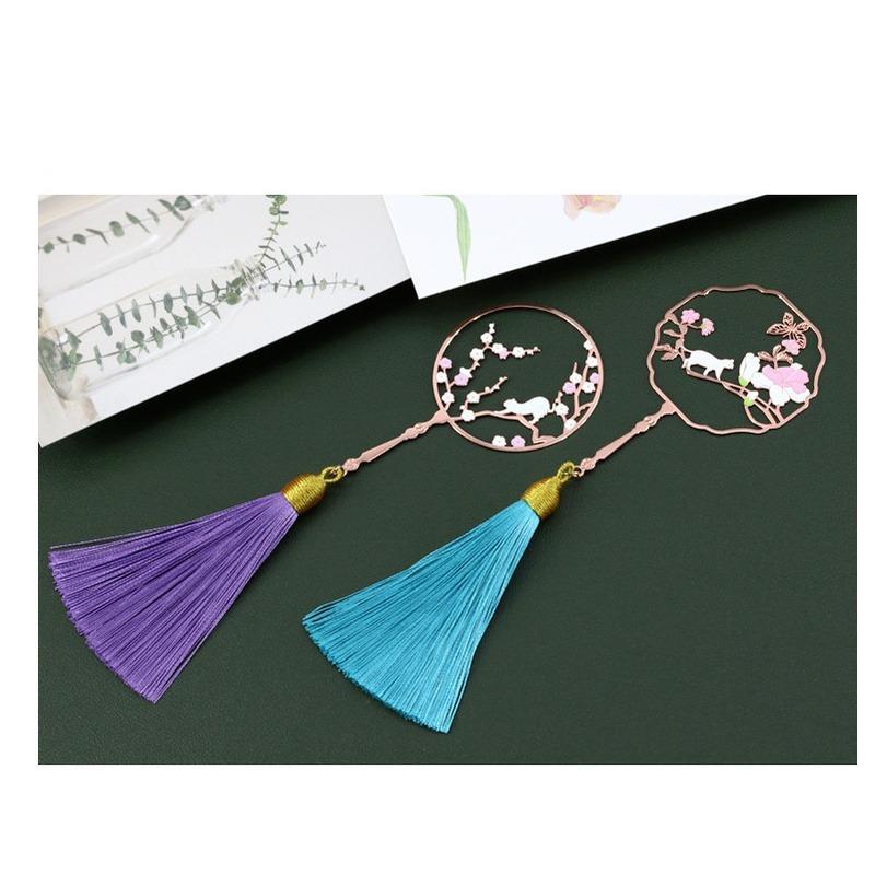 1 Pcs Vintage Chinese Style Fan Shape Flower Cat Tassels Metal Bookmarks Book Marker Page Holder Gift Stationery