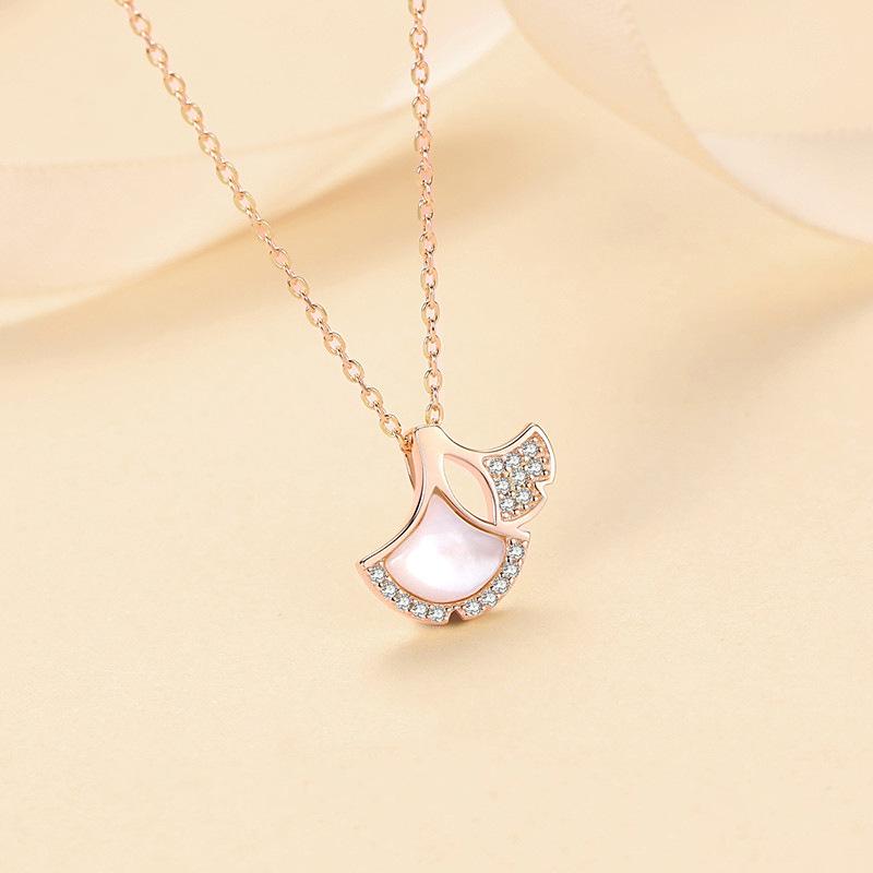 

Ожерелье из листьев абрикоса в Сингапуре для женщин, японское и корейское, простое и модное, цепочка на ключицу, цепочка на шею