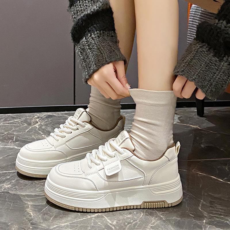 Little White Shoes Women's 2025 Spring New Fashion Versatile Lightweight Leather Muffin Thick-soled Height-increasing Sports and Leisure Board Shoes