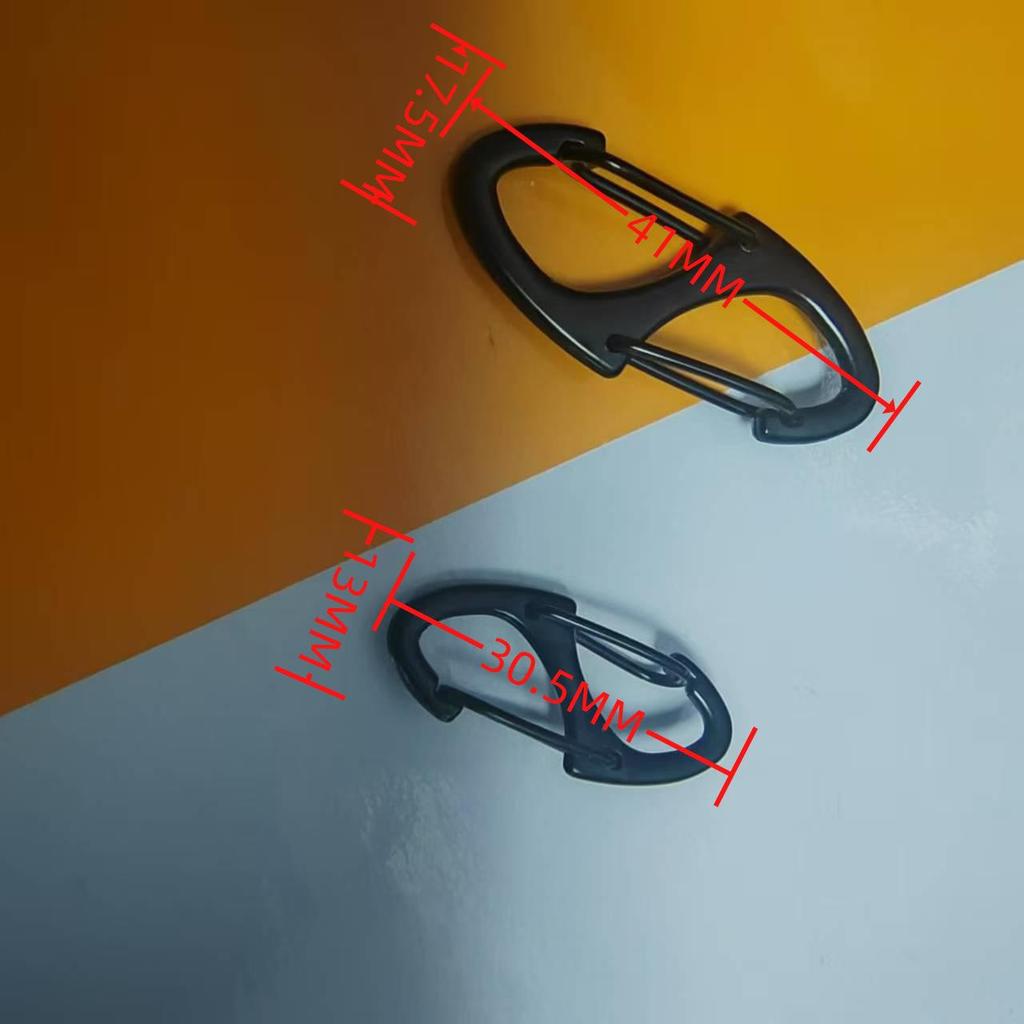 Zinc Alloy Double-Headed Keyring with Black S-Shaped Climbing Buckle and Hook