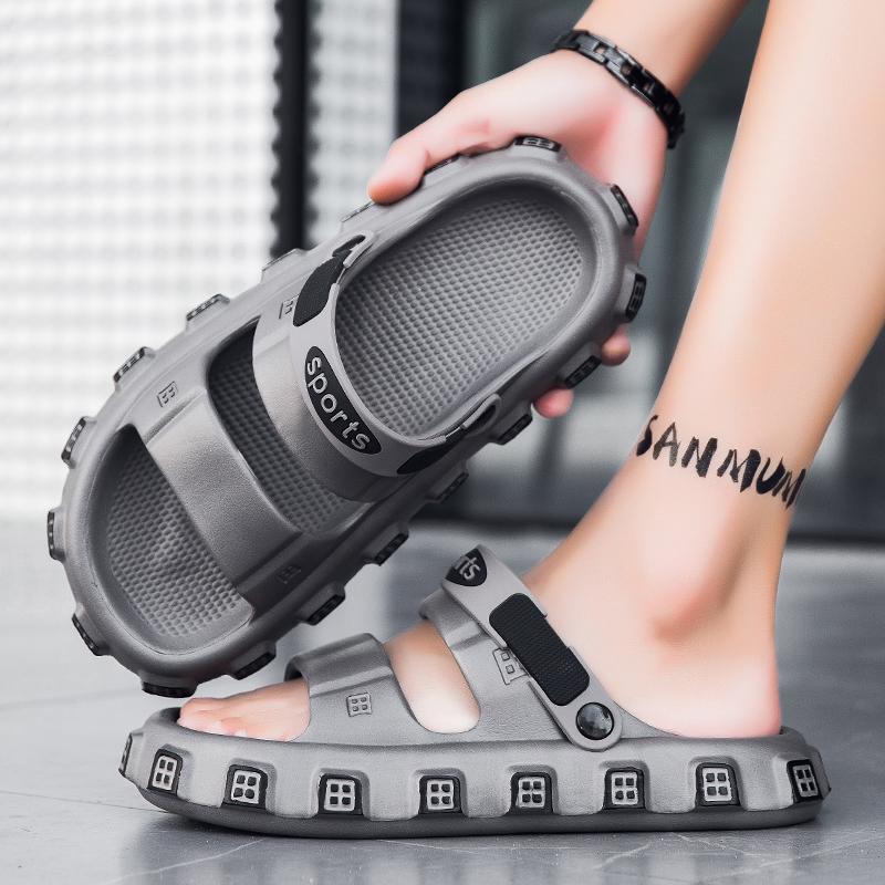 Fashion Flat Sandals Men Shoes EVA Slippers Garden Platform Sandals Man Summer Sandals New Male Sneakers Outdoor Flip Flops Home Clogs