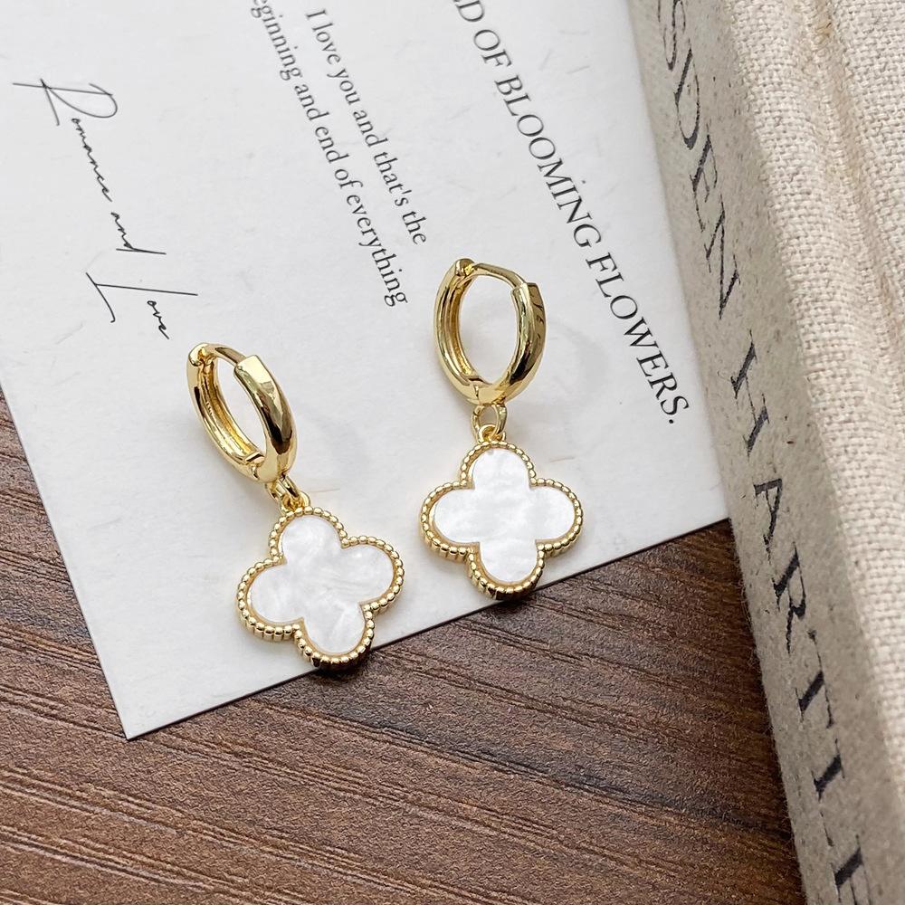 Elegant and Simple Four-leaf Clover Earrings Popular Online Earrings Versatile and Stylish