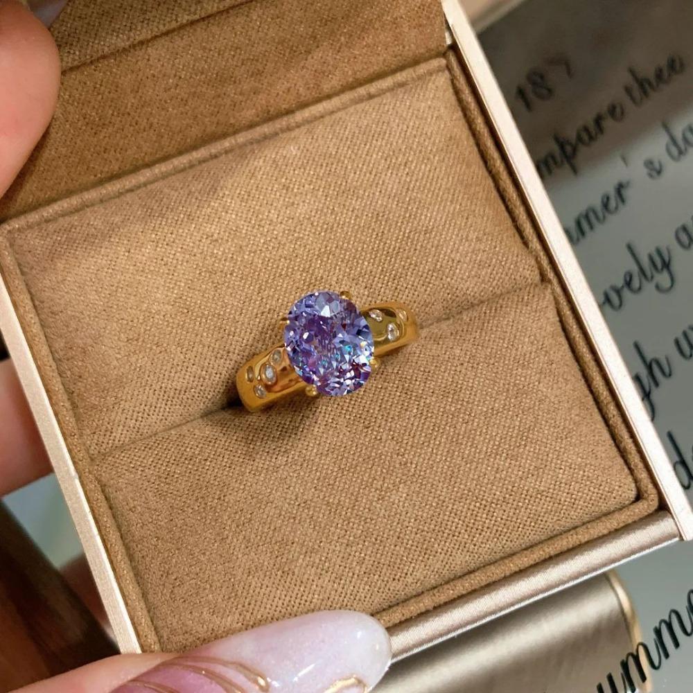 Vintage Rings for Women High Carbon Diamond Retro Purple Fire Pigeon Egg Ring Elegant Fashion Jewelry