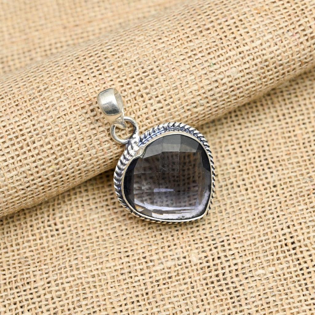 Iolite Gemstone 925 Sterling Silver Handmade Pendant Jewelry Beauteous Gift For Love