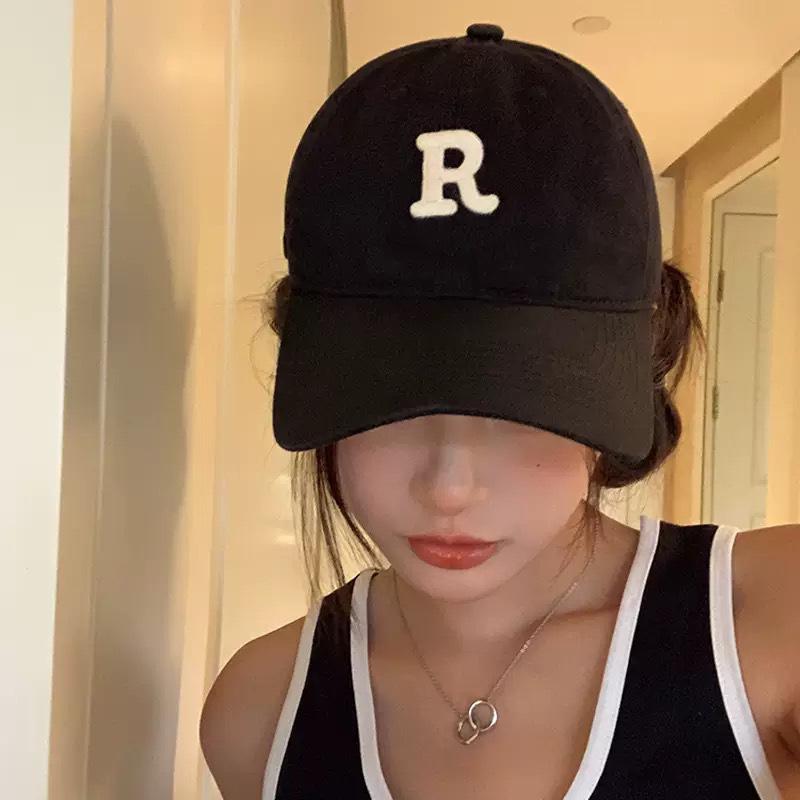 Women's Wide Brim Baseball Cap 2023: Deep Fit, Large Head, Face-Slimming, Plus Size Duckbill for Summer Sun Protection