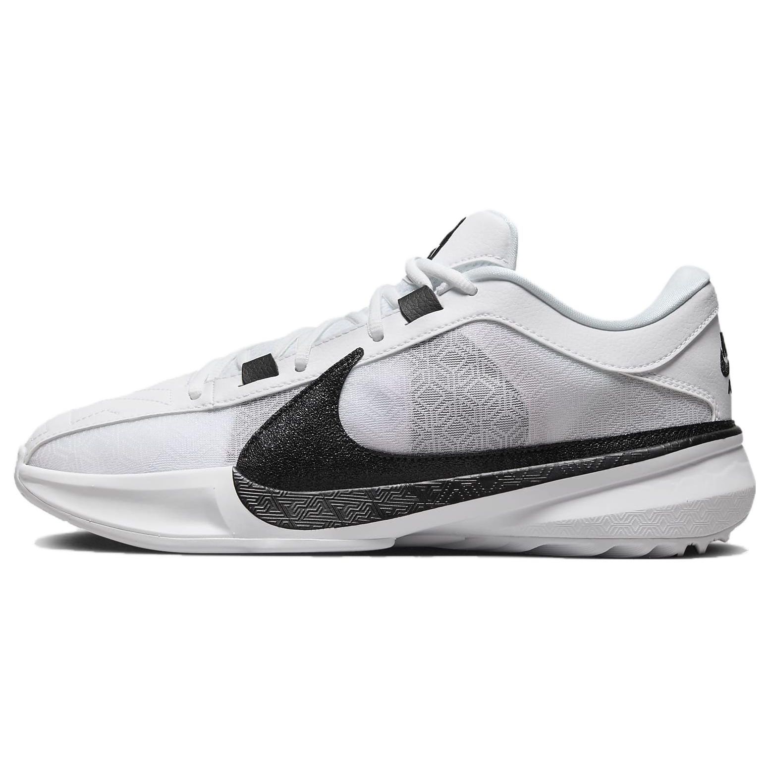 Бело-черные кроссовки унисекс Nike Zoom Freak 5 ТБ DZ2946-100 43
