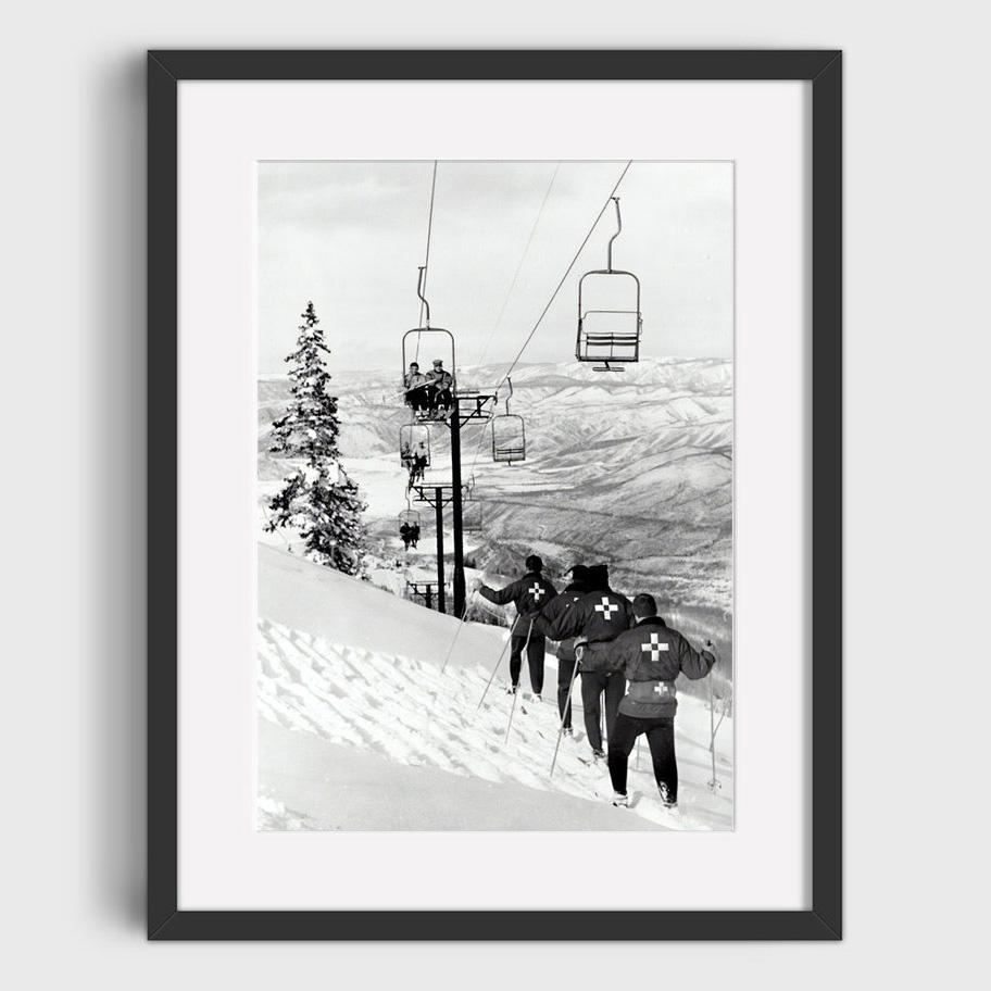 Vintage Ski Photo Print Road Gap Skier Jumps Girls Car Canvas Painting Winter Sports Skiing Art Poster Ski Home Lodge Wall Decor
