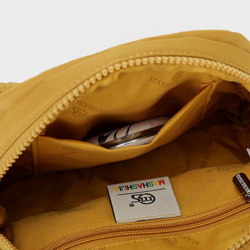 Stylish Crossbody Bag for Women with Adjustable Strap and Multiple Compartments for Daily Use and Travel