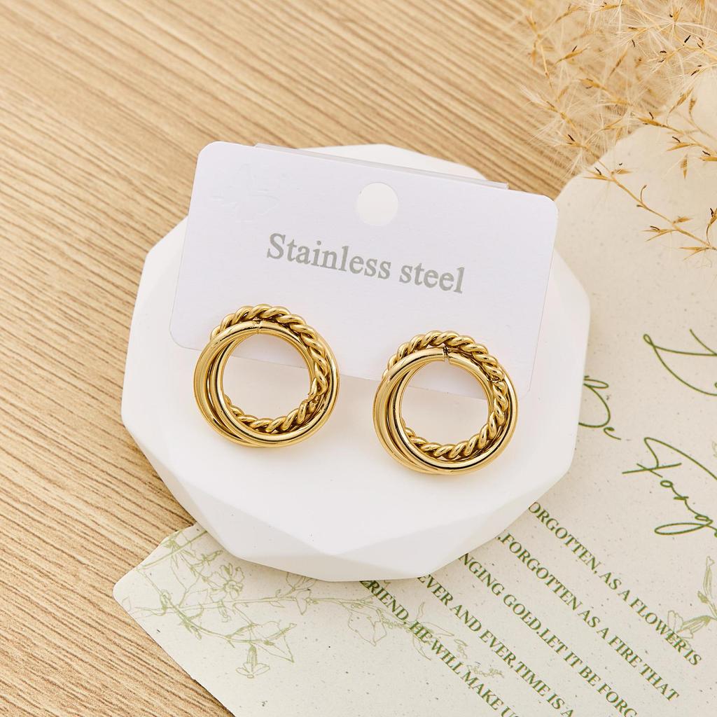 Retro Minimalist Metal Round Earrings - European & American Style