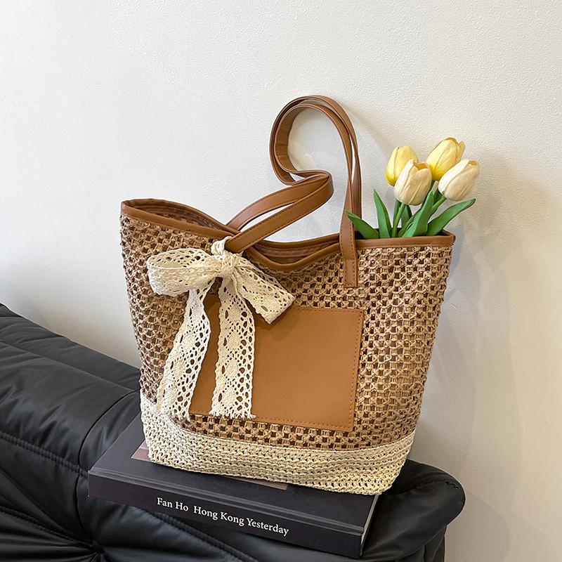 Ielgy Hand-Woven Bag Beach Vacation Shoulder Bag Large Capacity Tote Bag