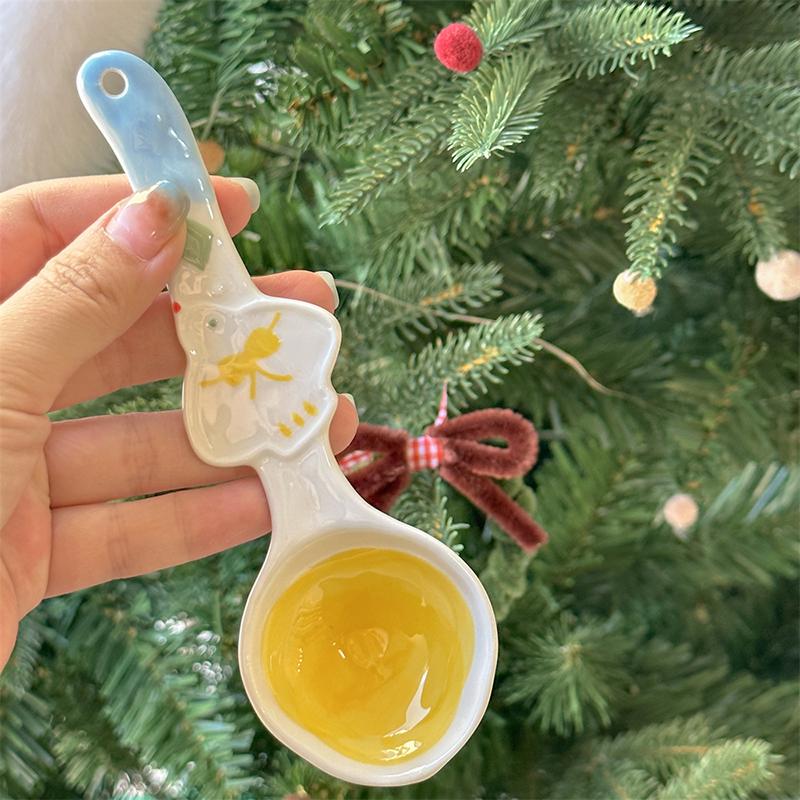 Kawaii Cherry Ceramic Soup Spoon Cute Korean Ice Cream Hand Painted Dessert Spoon With Long Handle Kitchen Tableware Accessories