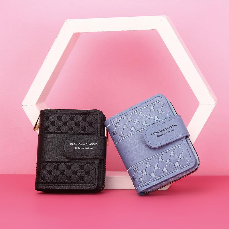 2025 Špičková dámská vyšívaná peněženka se srdíčkem a držitelka karet