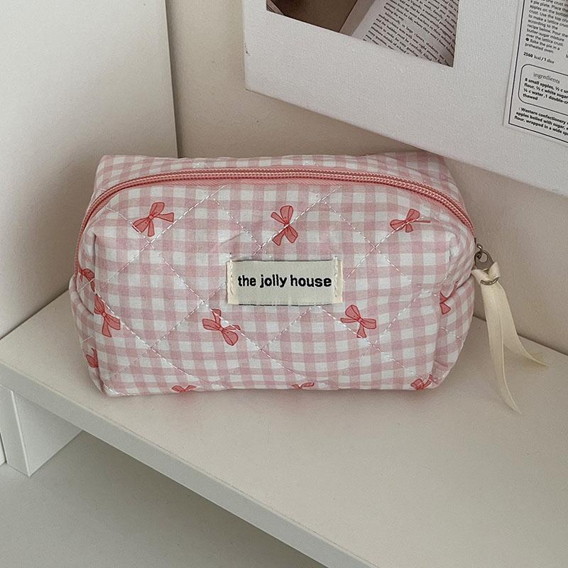 

Cute Bear Flower Quilting Cotton Makeup Bag Women Zipper Cosmetic Organizer Female Cloth Handbag Toiletry Case for Girls