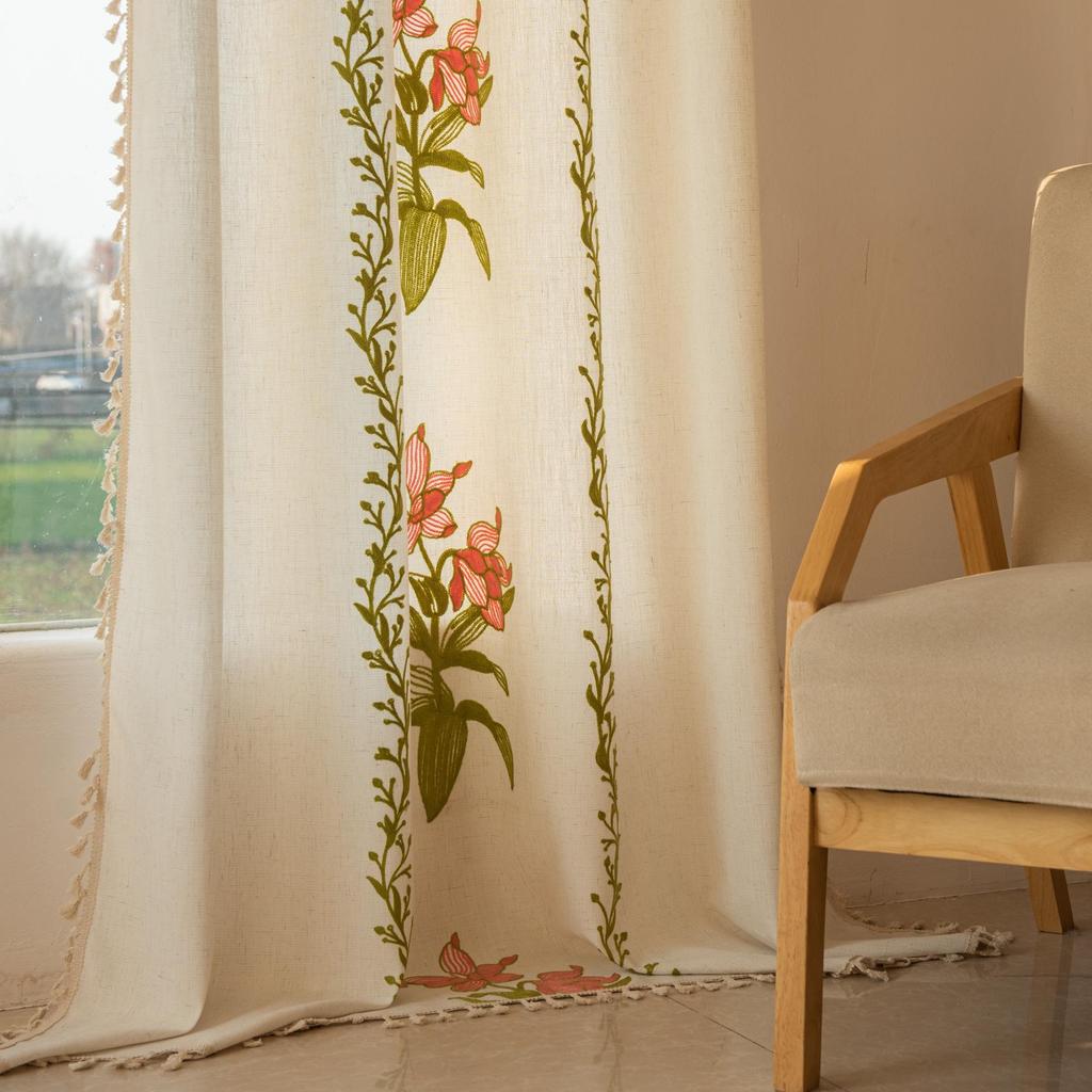 Evropské klasické květinové zatemňovací průsvitné závěsy na balkon, do obývacího pokoje, ložnice, arkýře