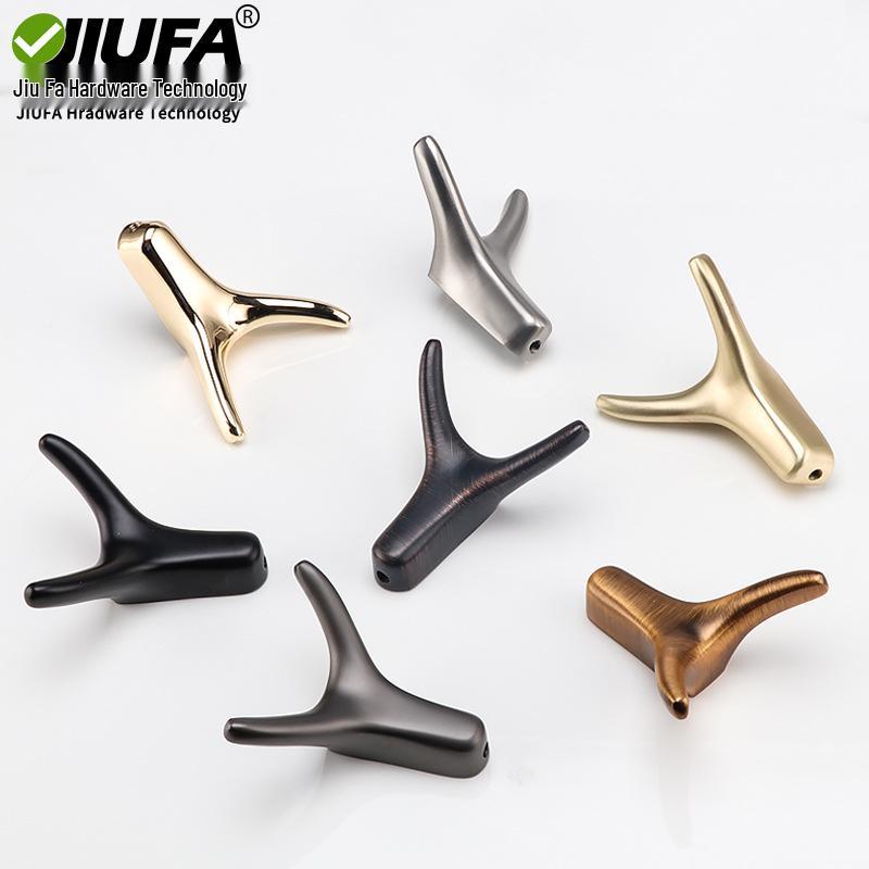 Nordic Antler Wall-Mounted Coat Hook