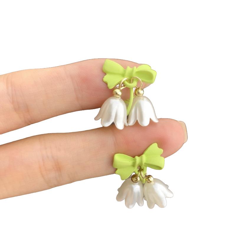 Fresh Tulip Bow Ear Clips: Elegant, Non-Piercing, Simple & Versatile Earrings