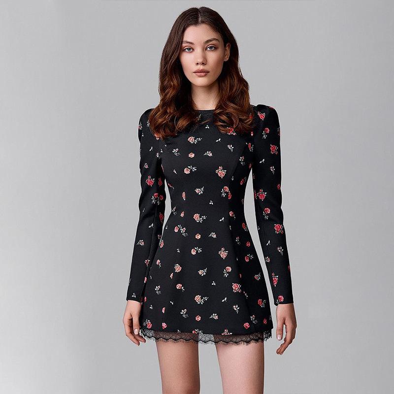 

E-commerce women s clothing new long-sleeved floral printing slim-fitting dress, love hollow design short skirt behind it S чёрный