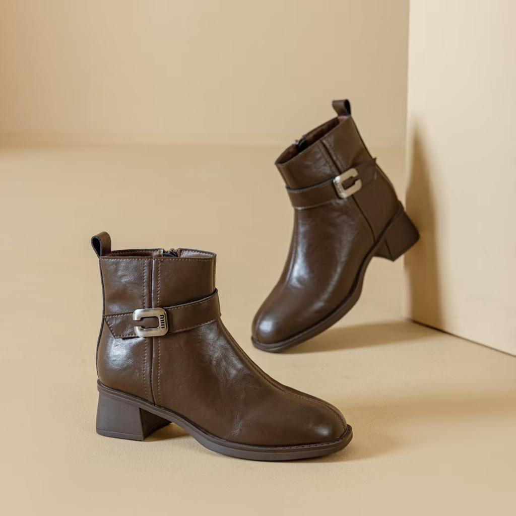 Leather Retro Thick Heel Women's Boots 2025 Autumn and Winter Velvet Martin Boots Versatile Fashion Commuter Black Booties