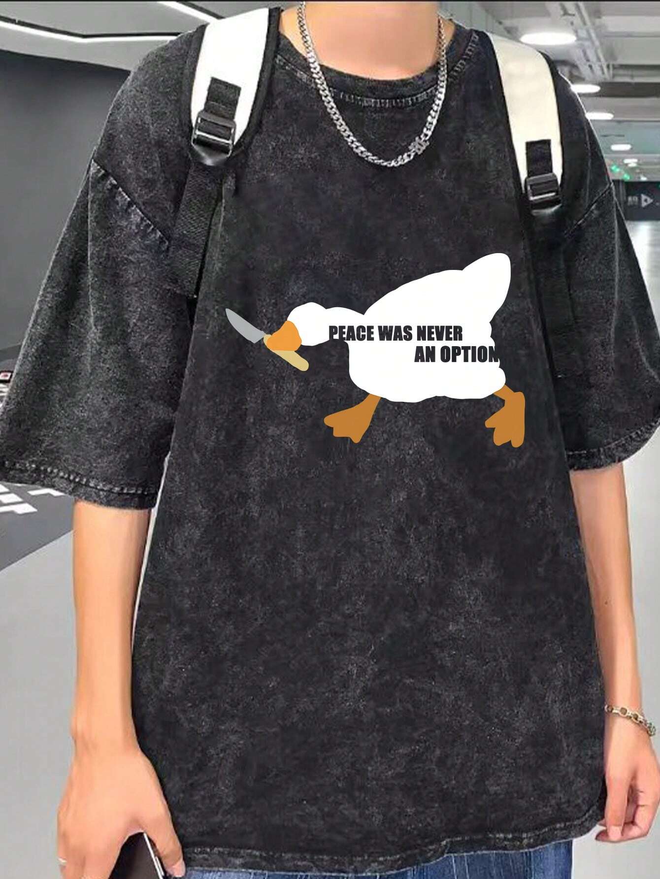 

Мужская весенне-летняя повседневная свободная футболка с забавным принтом в виде мультфильмов и букв и спущенным плечом 5XL