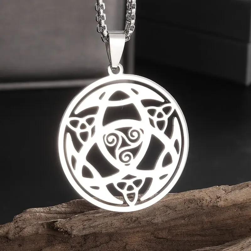 Fashion Charm Witch Knot Necklace Stainless Steel Irish Celtic Knot Pendant Witchcraft Amulet Magical Jewelry Gift for Girls