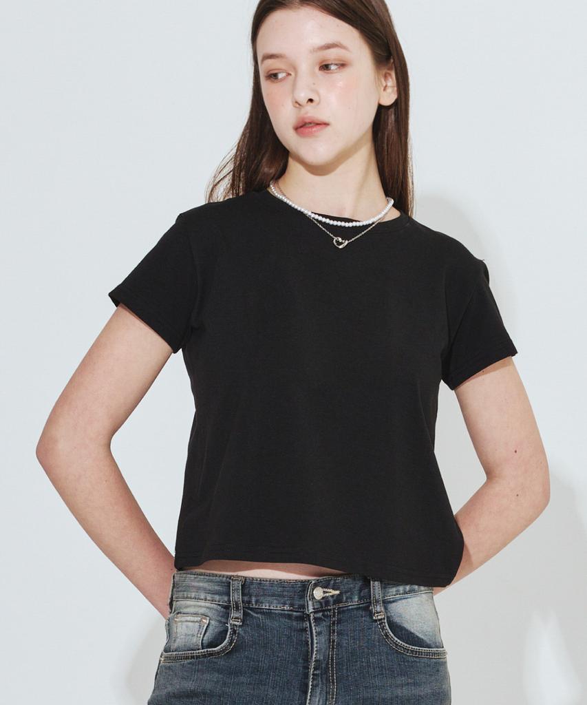 Damiswi Basic Semi Crew Neck T-Shirt_Black