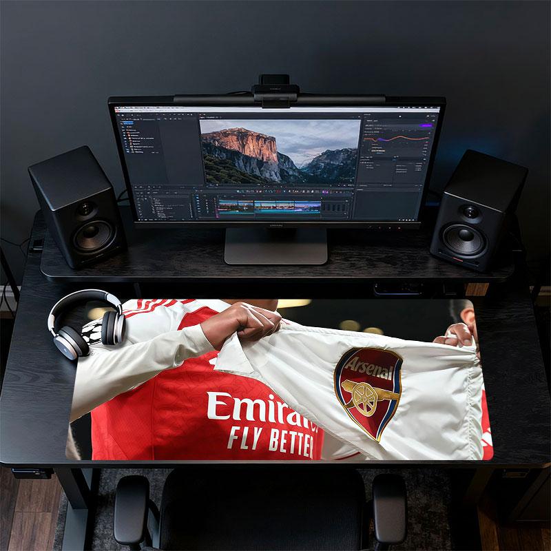 Gabriel Magalhaes Mouse Pad, Large Gaming Desk Mat, Non-slip XXL Mousepad for Laptop & Tablet, Mini PC Playmat with Stitched Edges