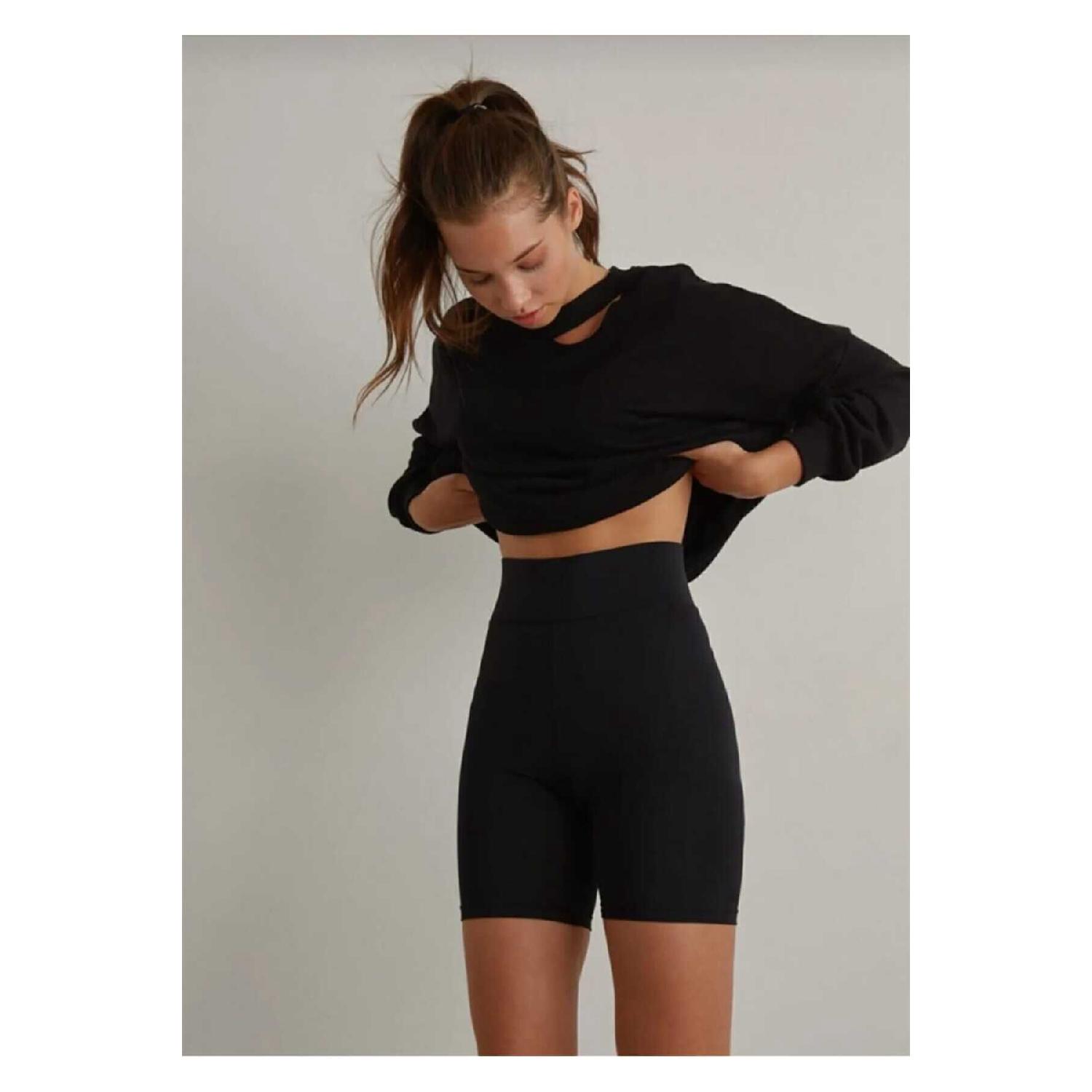 

High Waist Matte Biker Tights With Lifting Effect XS чёрный