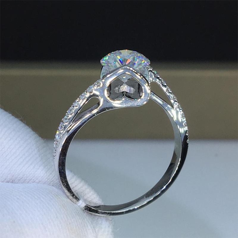 Imitation Mozambican Diamond Angel Kiss Ring Female Super Flash Eight Hearts Eight Arrows Love Zir*****Pen Diamond Ring