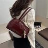 A Retro, Large-capacity, Casual, Daily Underarm Bag for Women with A Single Shoulder for Commuting