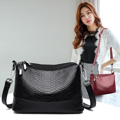 Neue trendige Damen Schultertasche/Umhängetasche mit Krokodilmuster, mehrlagige Handtasche aus weichem Leder.