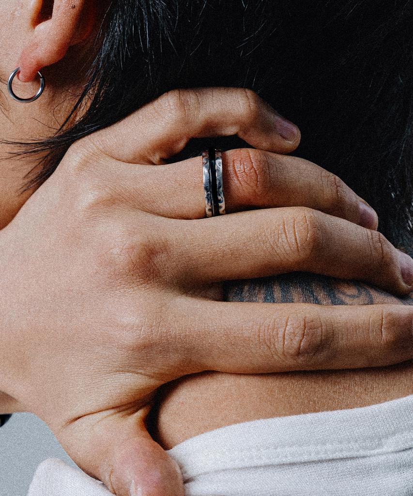 Scalettoblack Wsm012 Rough Black Line Ring